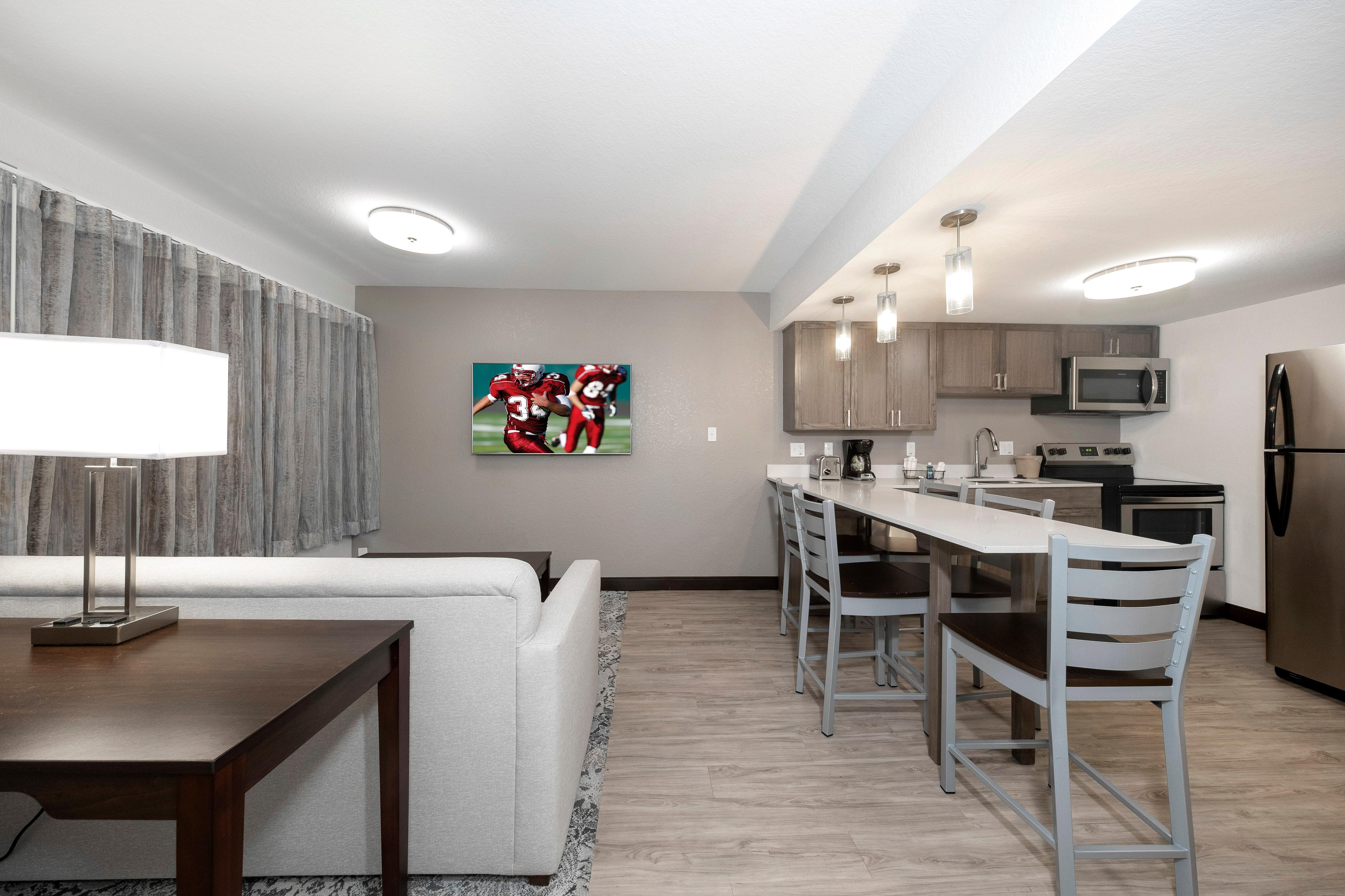 Red Roof Inn Plus+ & Suites Naples Downtown-5Th Ave S Luaran gambar