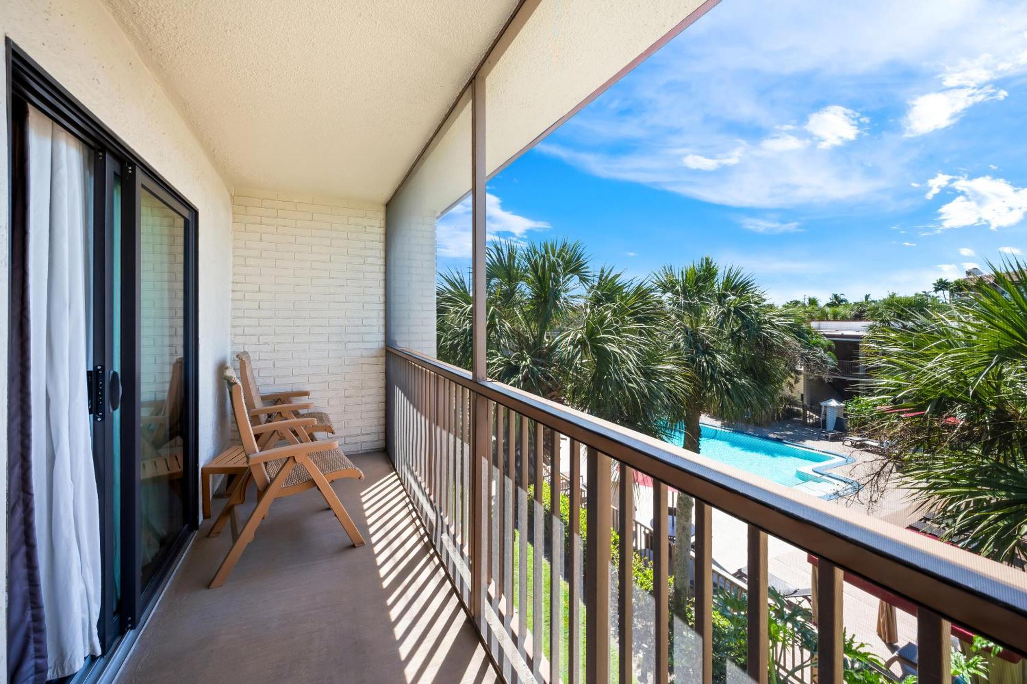 Red Roof Inn Plus+ & Suites Naples Downtown-5Th Ave S Luaran gambar