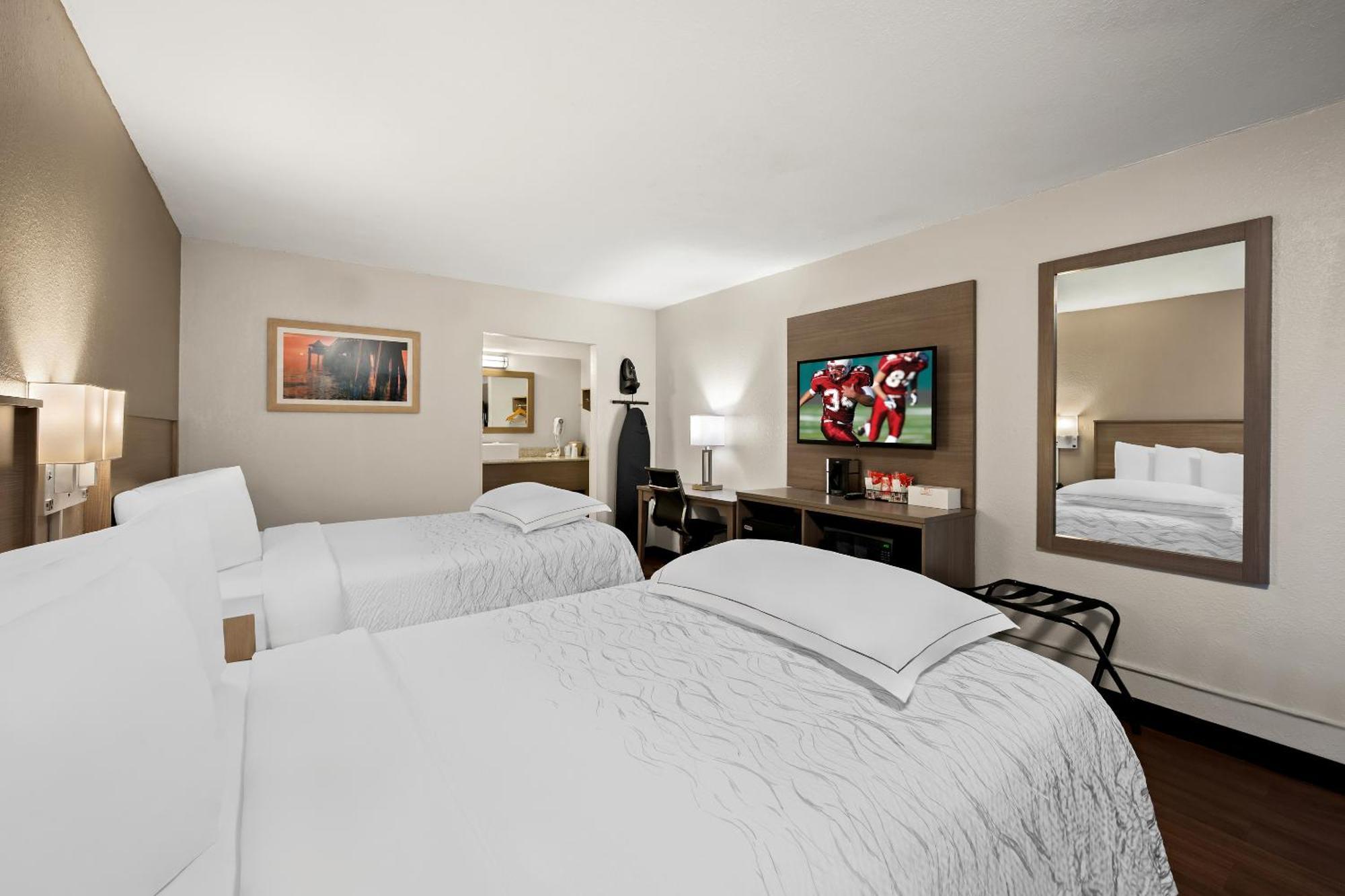 Red Roof Inn Plus+ & Suites Naples Downtown-5Th Ave S Luaran gambar